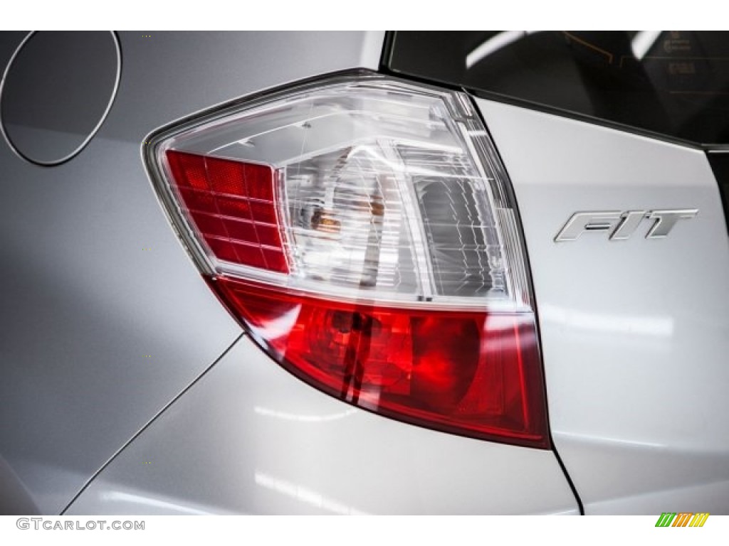 2013 Fit  - Alabaster Silver Metallic / Gray photo #23