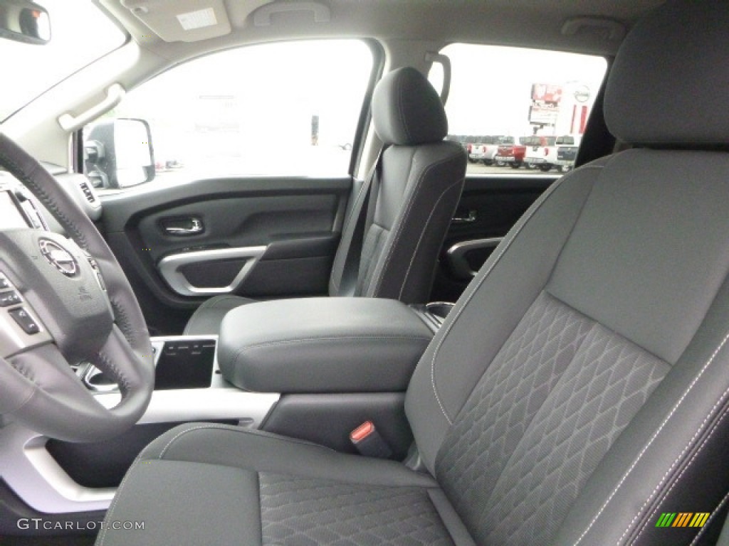 2017 Nissan Titan SV Crew Cab 4x4 Front Seat Photos