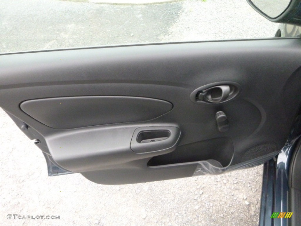2017 Versa S - Graphite Blue / Charcoal photo #13