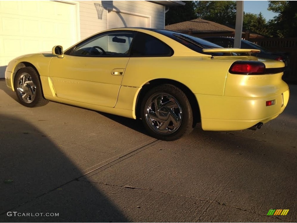 1994 Stealth R/T Turbo - Champagne Yellow Pearl Metallic / Beige photo #2