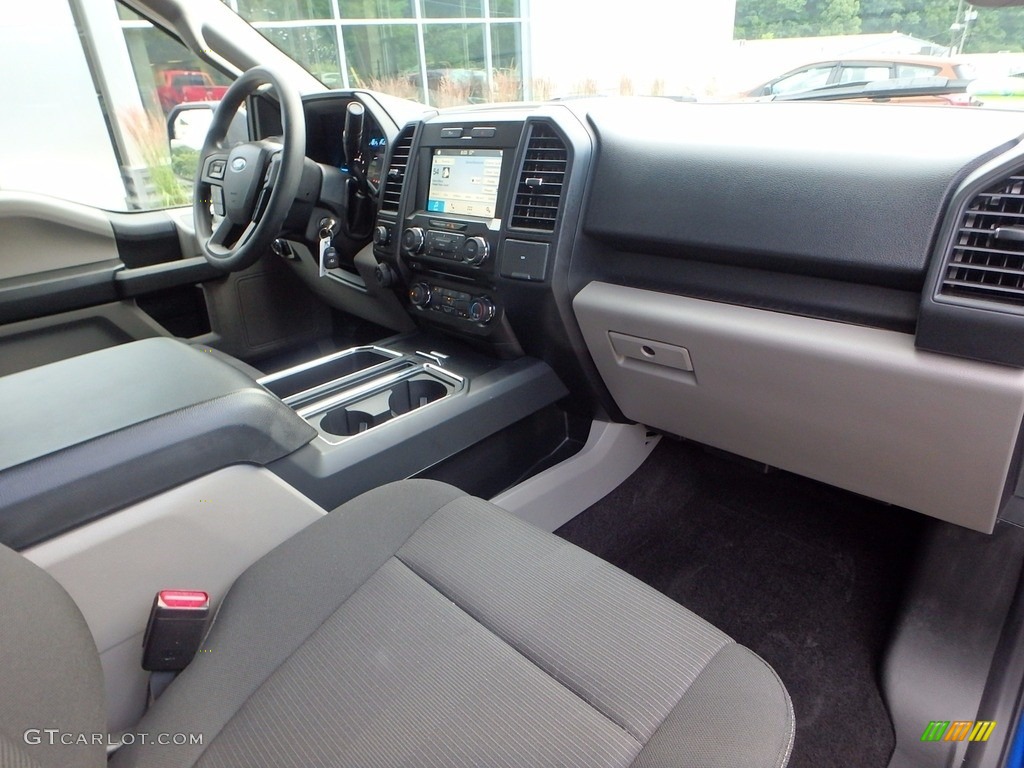 2017 F150 XL SuperCrew 4x4 - Lightning Blue / Earth Gray photo #11