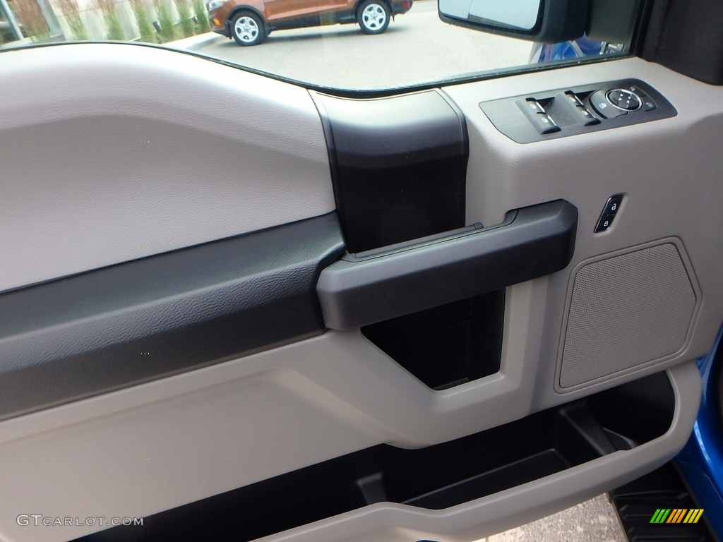 2017 F150 XL SuperCrew 4x4 - Lightning Blue / Earth Gray photo #21