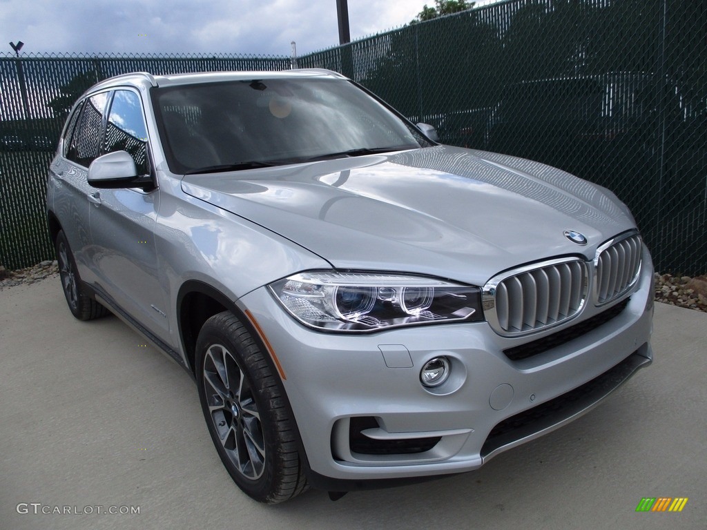 2017 X5 xDrive35i - Glacier Silver Metallic / Black photo #5