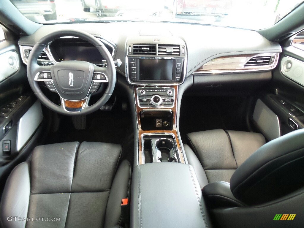 Ebony Interior 2017 Lincoln Continental Reserve AWD Photo #120925300