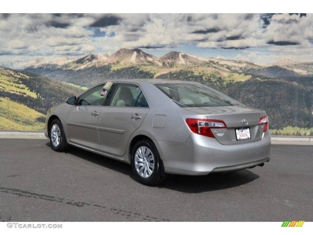 2014 Camry LE - Creme Brulee Metallic / Ivory photo #7