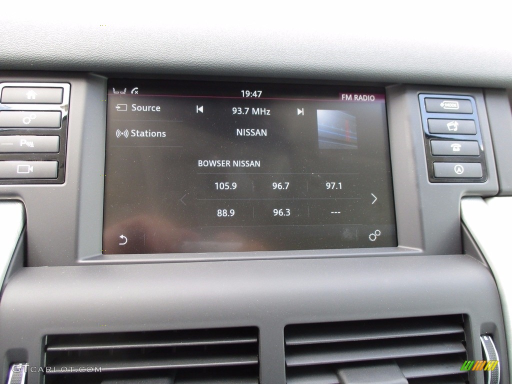 2017 Land Rover Discovery Sport HSE Controls Photo #120927406