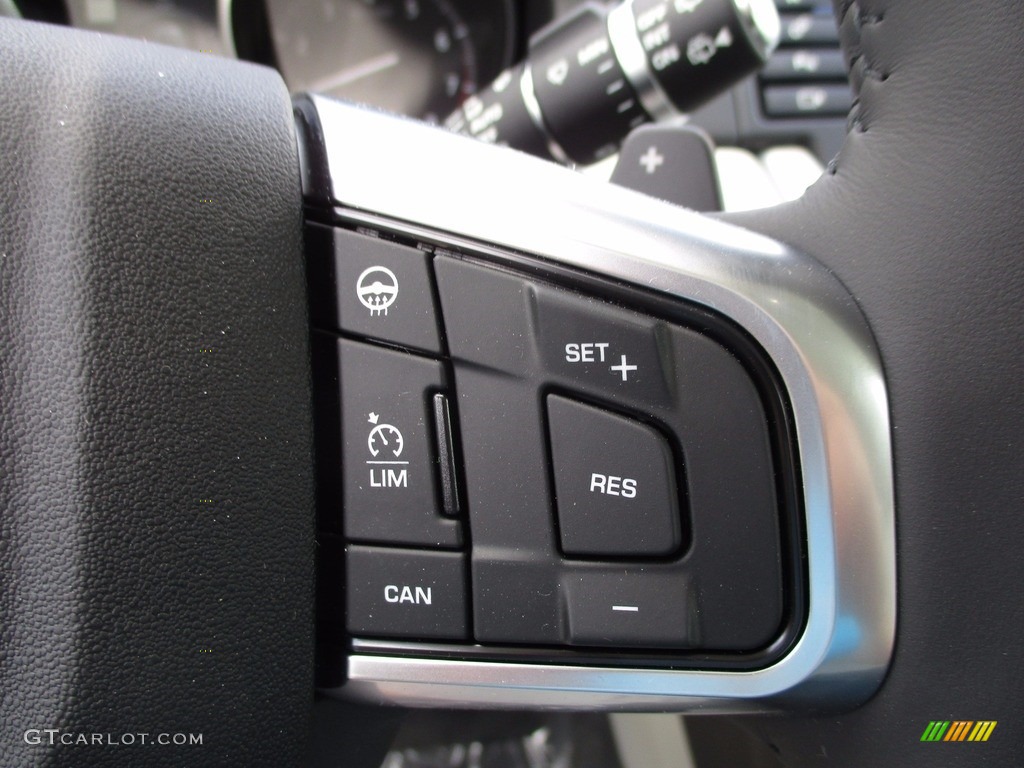 2017 Land Rover Discovery Sport HSE Controls Photo #120927430