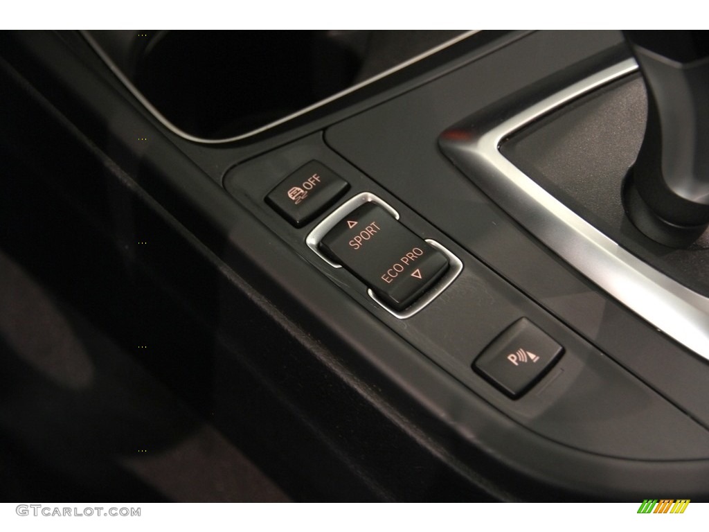 2014 3 Series 320i xDrive Sedan - Glacier Silver Metallic / Black photo #17