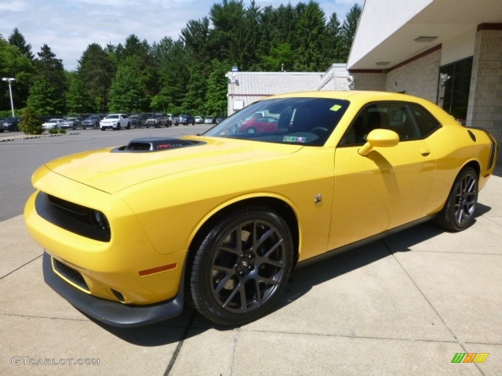 YellowJacket 2017 Dodge Challenger 392 HEMI Scat Pack Shaker Exterior Photo #120928258
