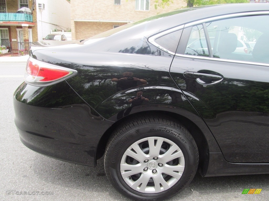 2013 MAZDA6 i Sport Sedan - Ebony Black / Black photo #15