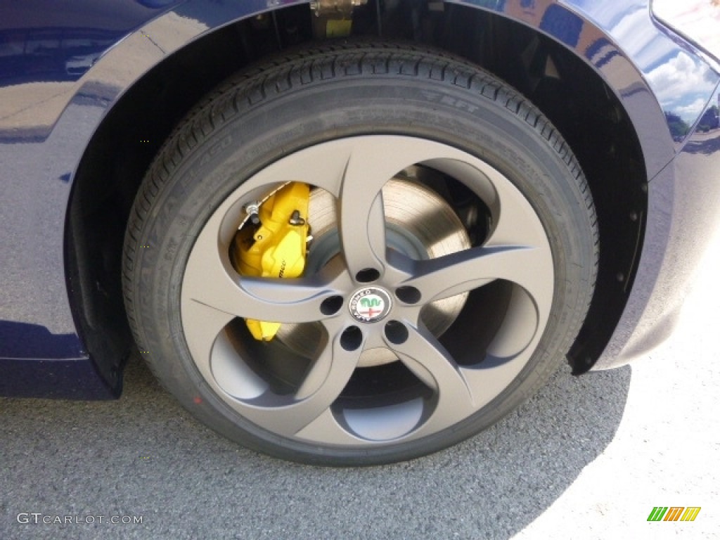 2017 Alfa Romeo Giulia AWD Wheel Photo #120933028