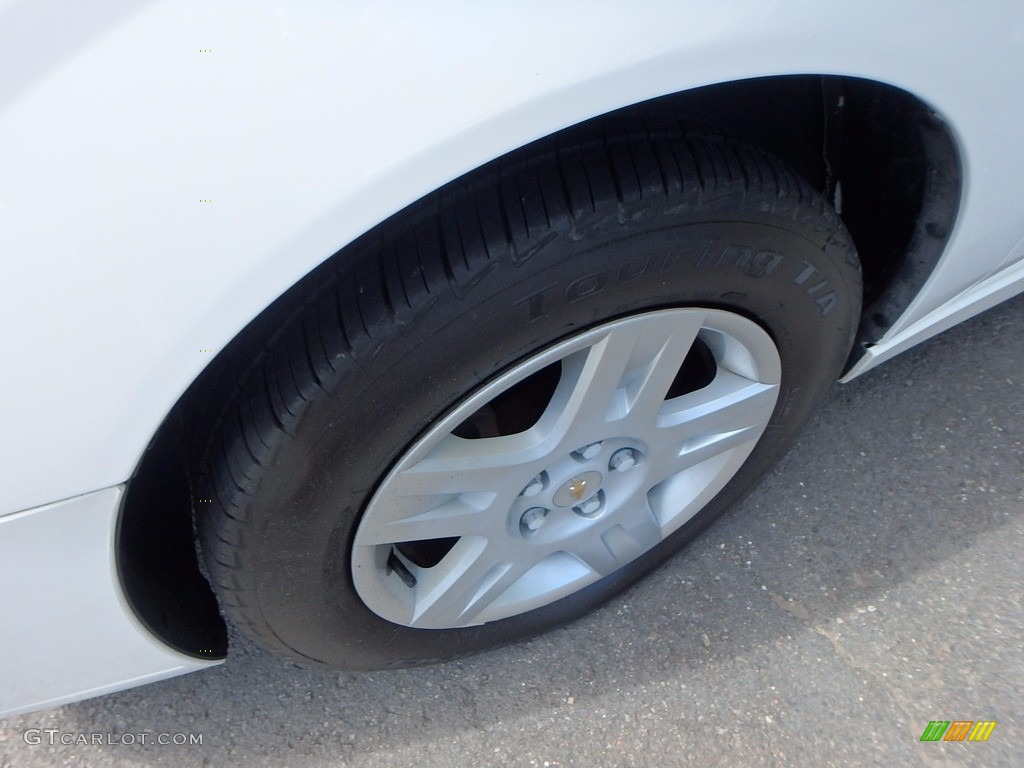 2006 Malibu LT V6 Sedan - White / Titanium Gray photo #7