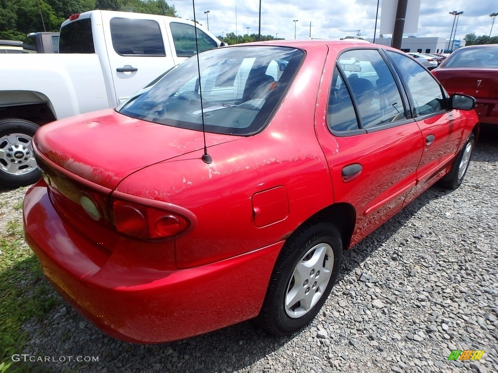 2004 Cavalier Sedan - Victory Red / Graphite photo #4