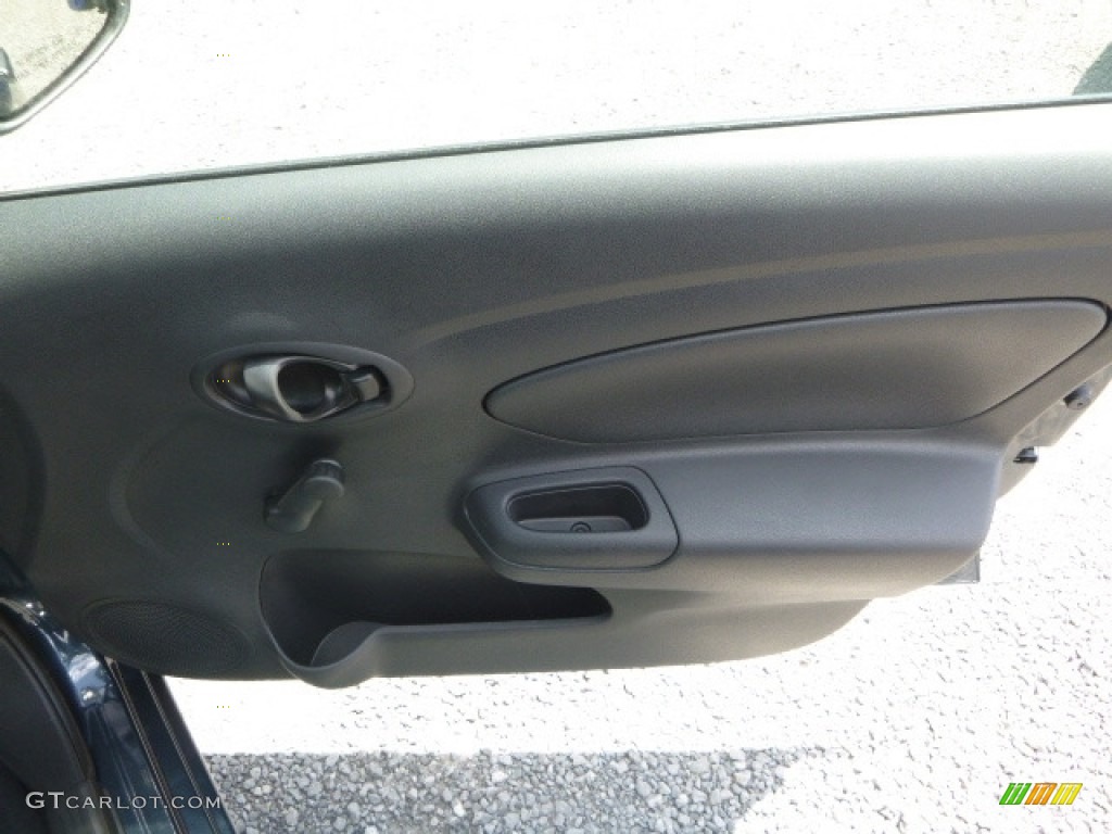 2017 Versa S - Graphite Blue / Charcoal photo #10