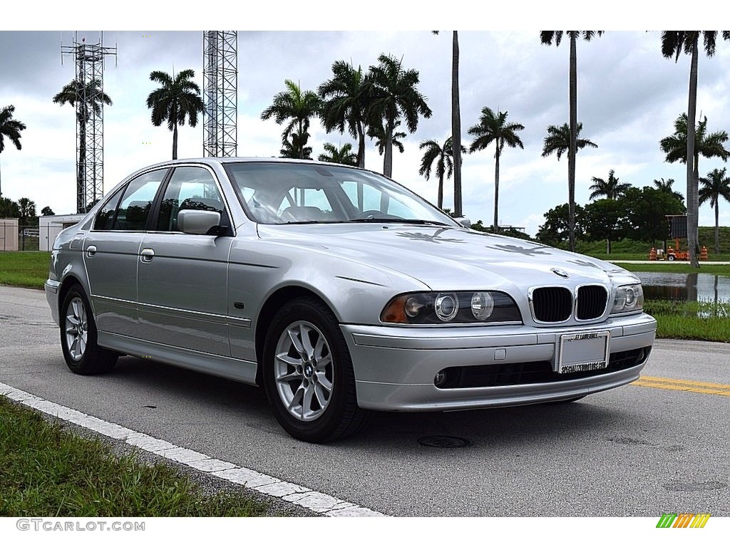 Titanium Silver Metallic BMW 5 Series