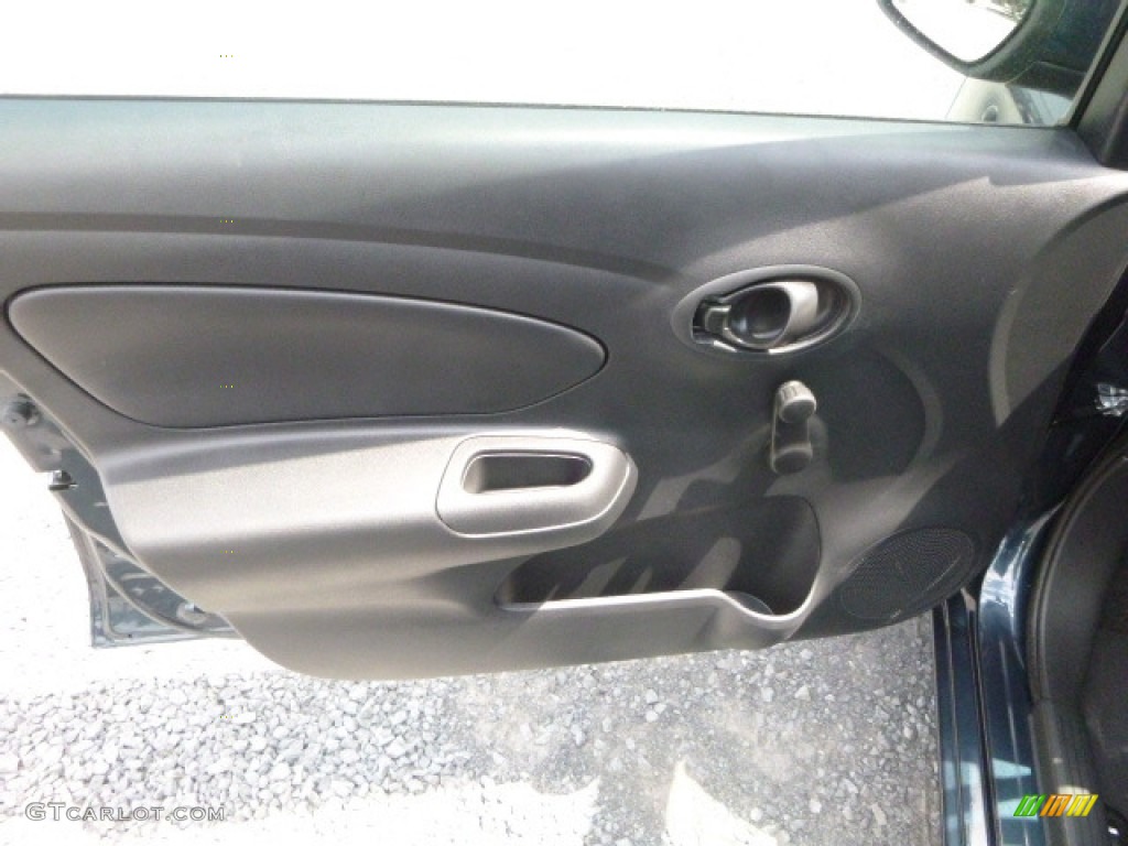 2017 Versa S - Graphite Blue / Charcoal photo #15