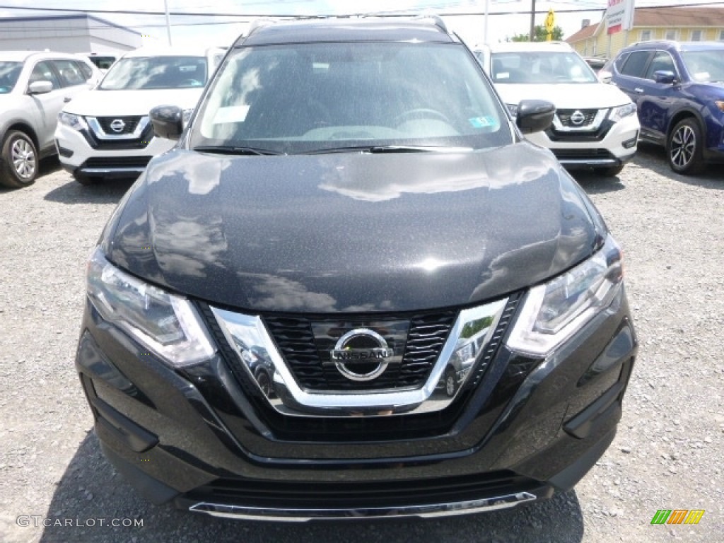 2017 Rogue SV AWD - Magnetic Black / Charcoal photo #13