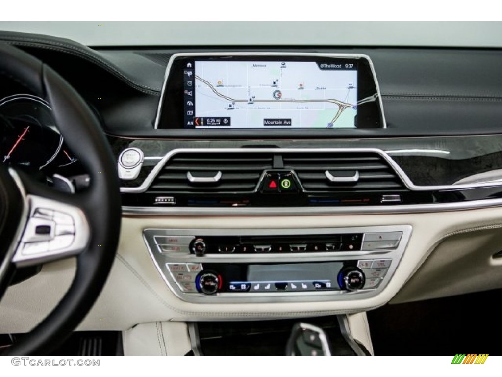 2018 BMW 7 Series 740i Sedan Controls Photo #120950889