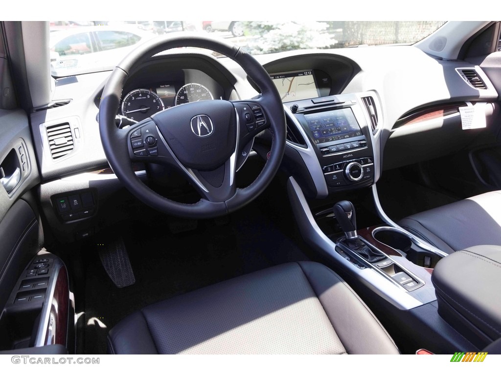 2017 TLX Technology Sedan - Lunar Silver Metallic / Ebony photo #10