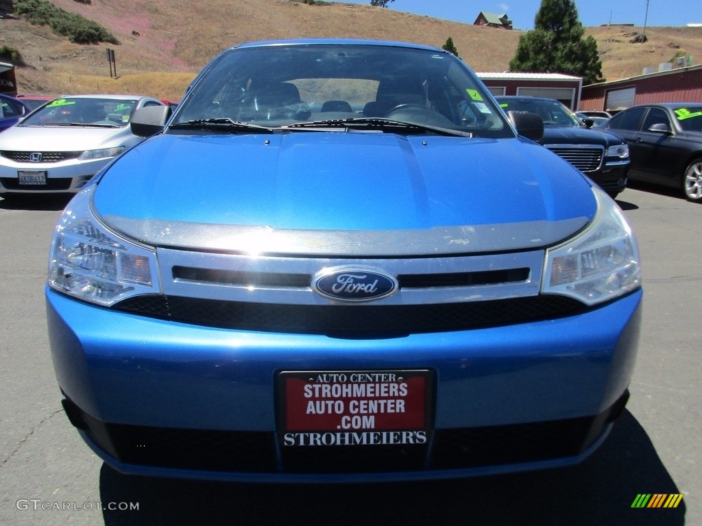2011 Focus SE Sedan - Blue Flame Metallic / Charcoal Black photo #2
