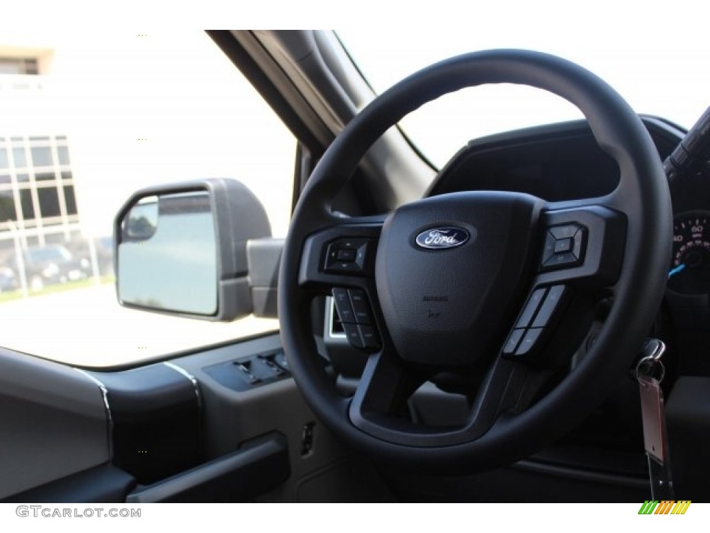 2017 F150 XLT SuperCrew - Shadow Black / Earth Gray photo #21