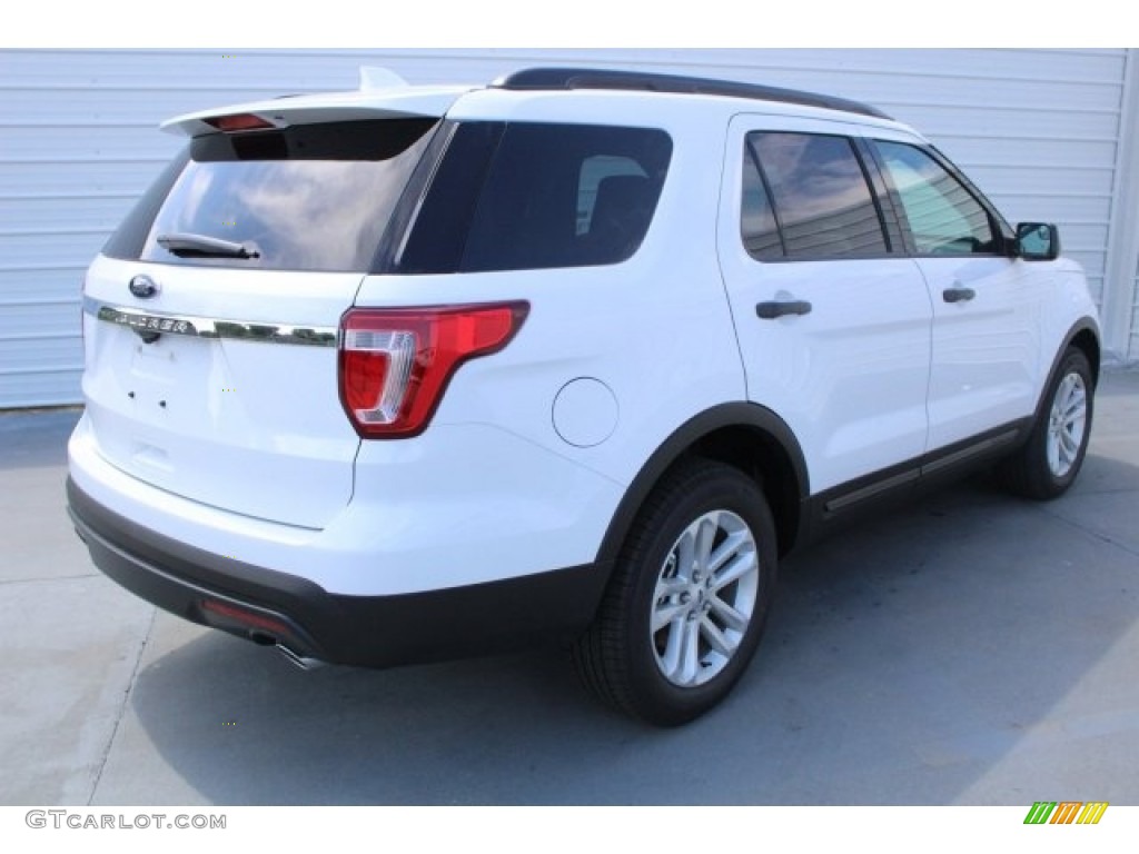 2017 Explorer FWD - Oxford White / Medium Light Camel photo #7