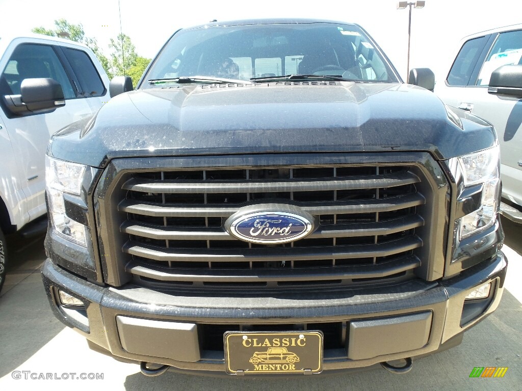 2017 F150 XLT SuperCrew 4x4 - Shadow Black / Black photo #2