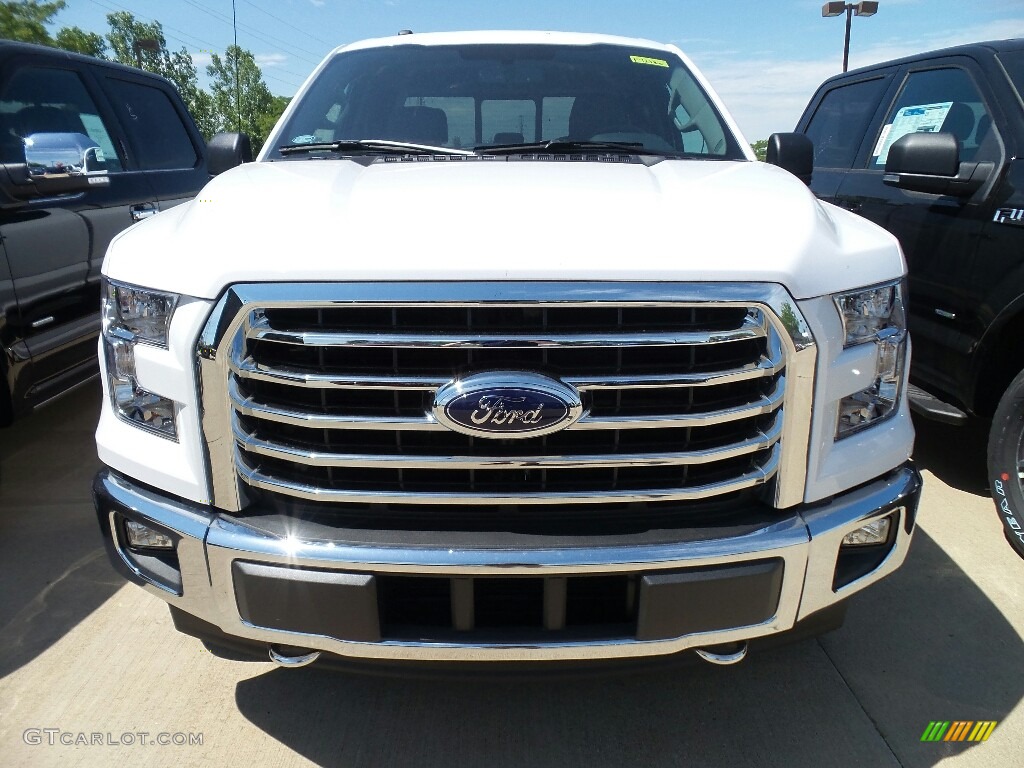 2017 F150 XLT SuperCab 4x4 - Oxford White / Earth Gray photo #2
