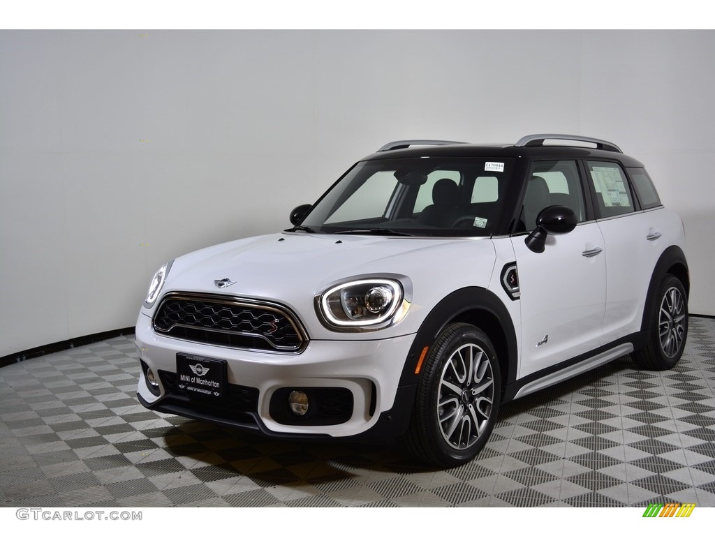 2017 Countryman Cooper S ALL4 - Light White / Carbon Black photo #1