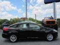 2017 Shadow Black Ford Focus SE Sedan  photo #6