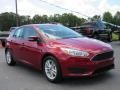Ruby Red - Focus SE Hatch Photo No. 6