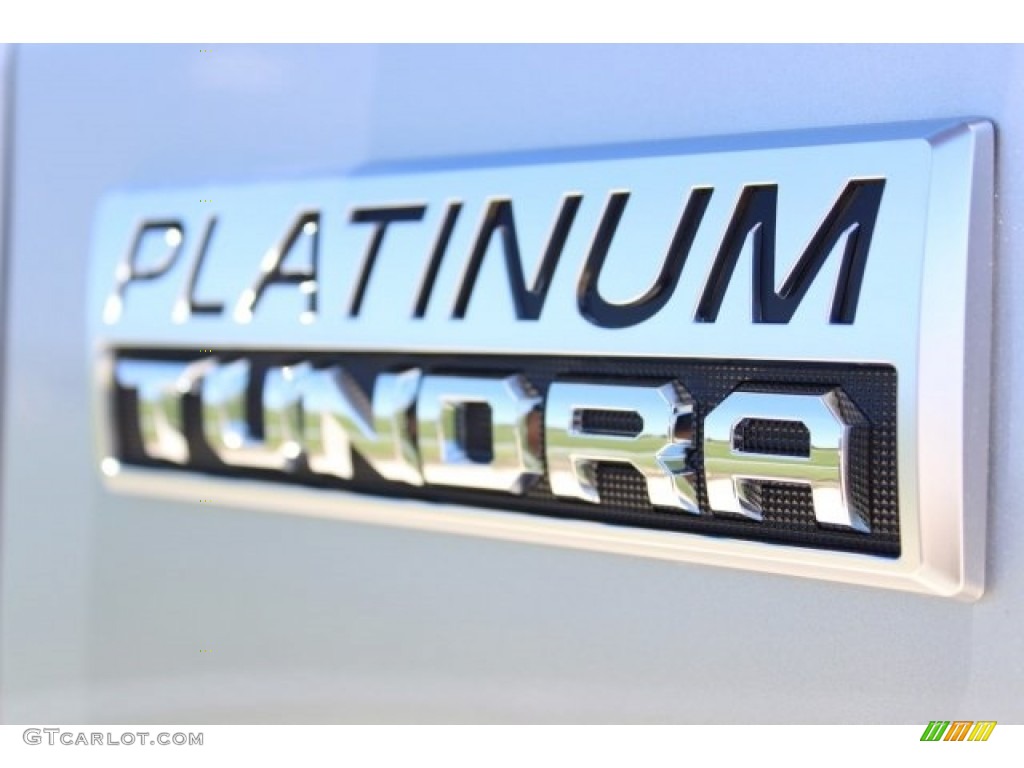 2017 Tundra Platinum CrewMax - Silver Sky Metallic / Black photo #21