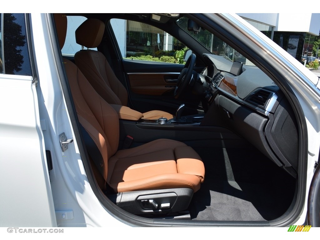 2017 3 Series 330i xDrive Sedan - Mineral White Metallic / Saddle Brown photo #28