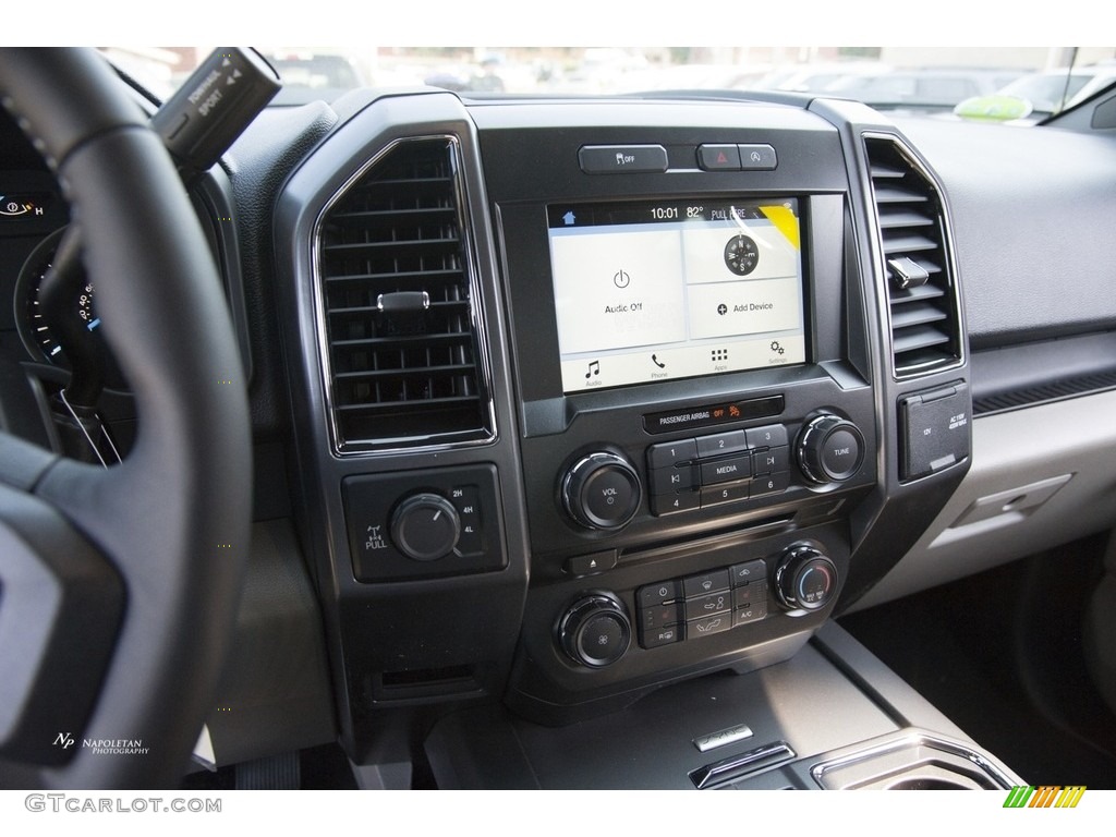 2017 F150 XLT SuperCab 4x4 - Caribou / Earth Gray photo #11