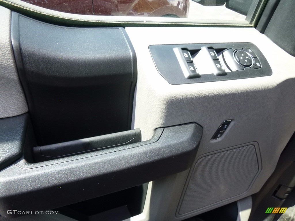 2017 F150 XL SuperCrew 4x4 - Lithium Gray / Black photo #11