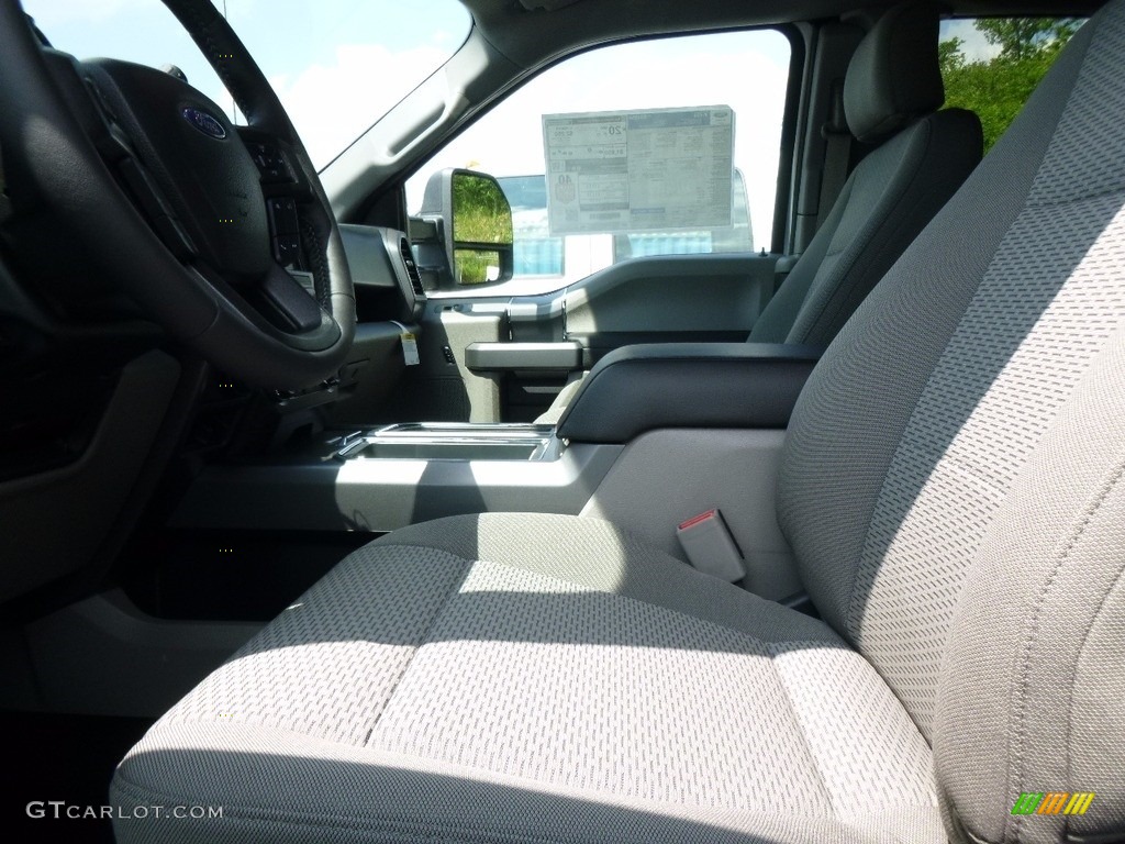 2017 F150 XLT SuperCab 4x4 - Ingot Silver / Earth Gray photo #7