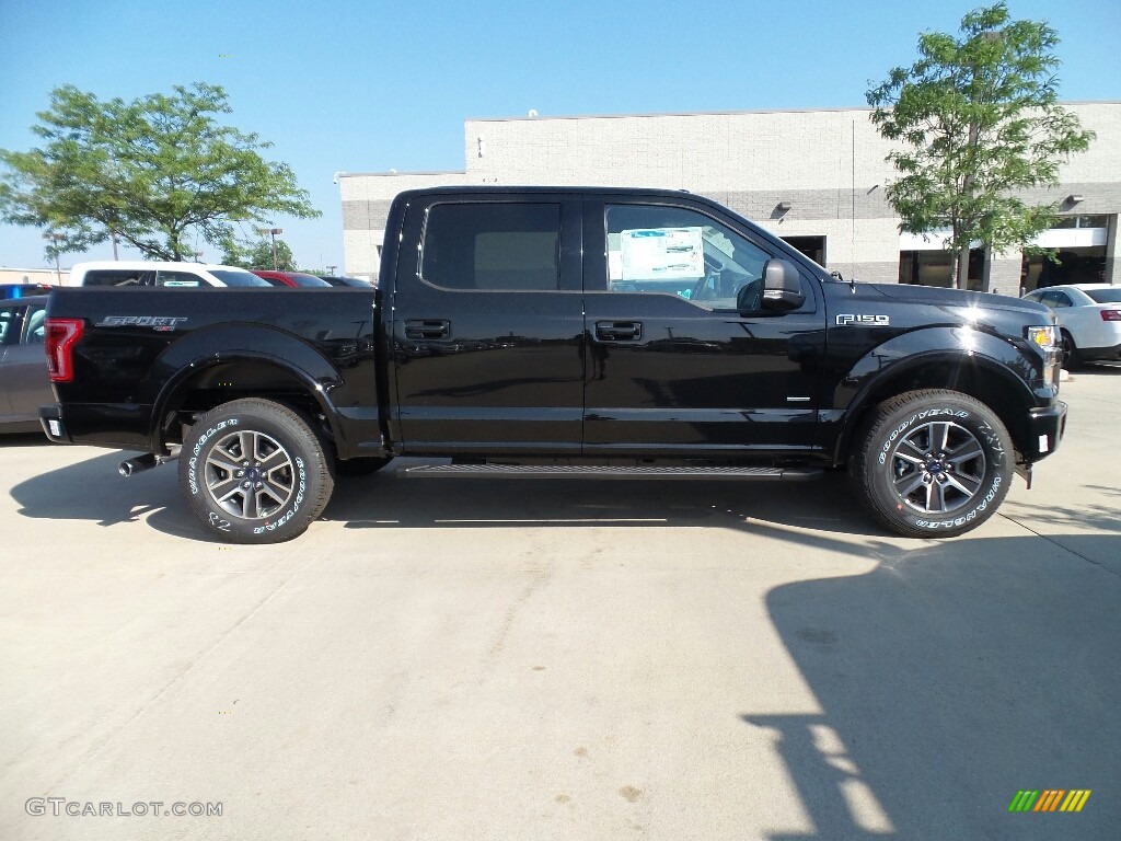 2017 F150 XLT SuperCrew 4x4 - Shadow Black / Earth Gray photo #3