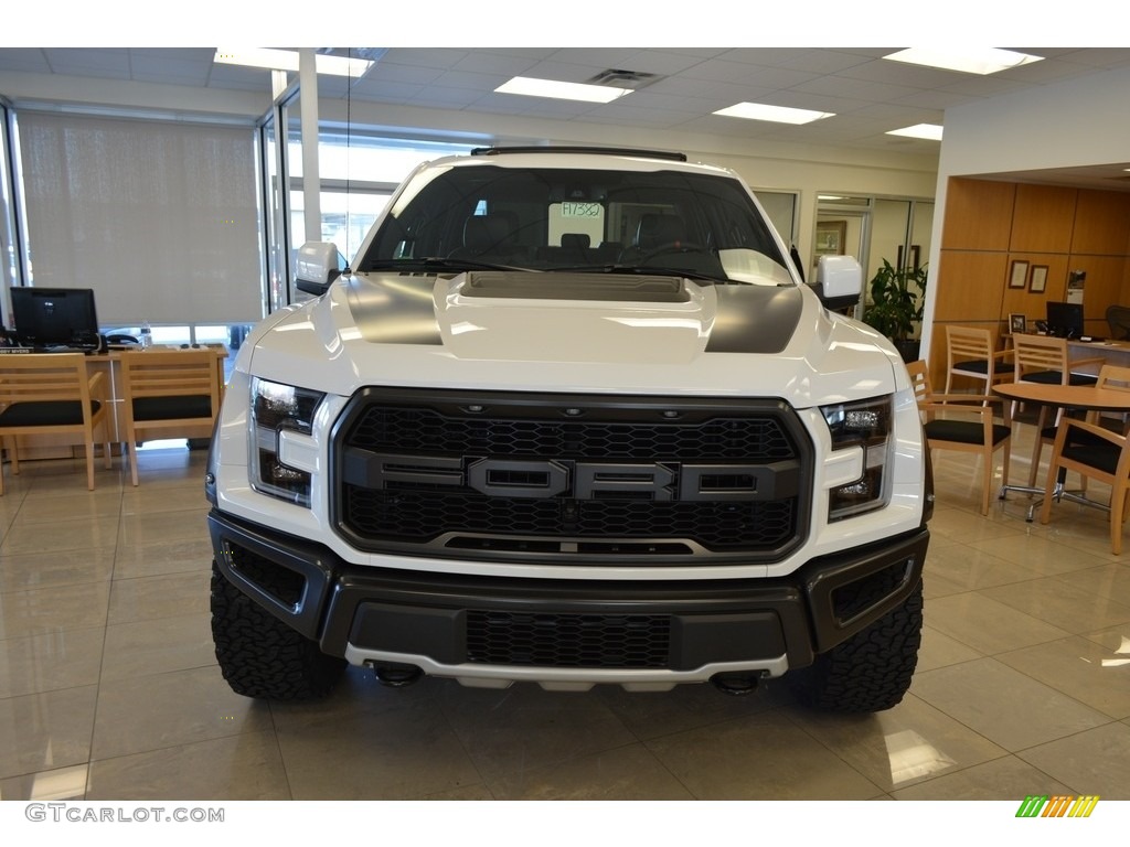 2017 F150 SVT Raptor SuperCrew 4x4 - Oxford White / Black photo #4