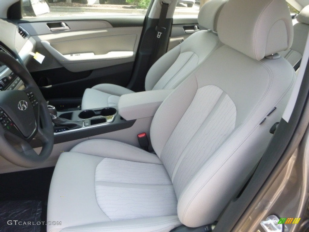 Gray Interior 2017 Hyundai Sonata SE Hybrid Photo #121002108