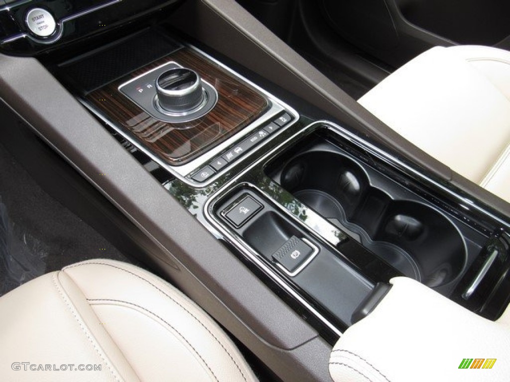 2018 Jaguar F-PACE 35t AWD Prestige Controls Photo #121005108
