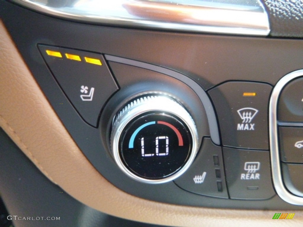 2018 Chevrolet Equinox Premier AWD Controls Photo #121006545