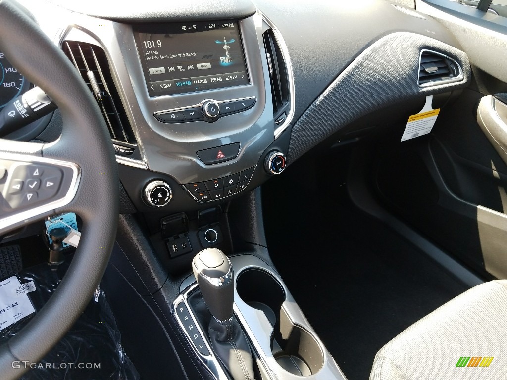 2017 Cruze LT - Pepperdust Metallic / Jet Black photo #10