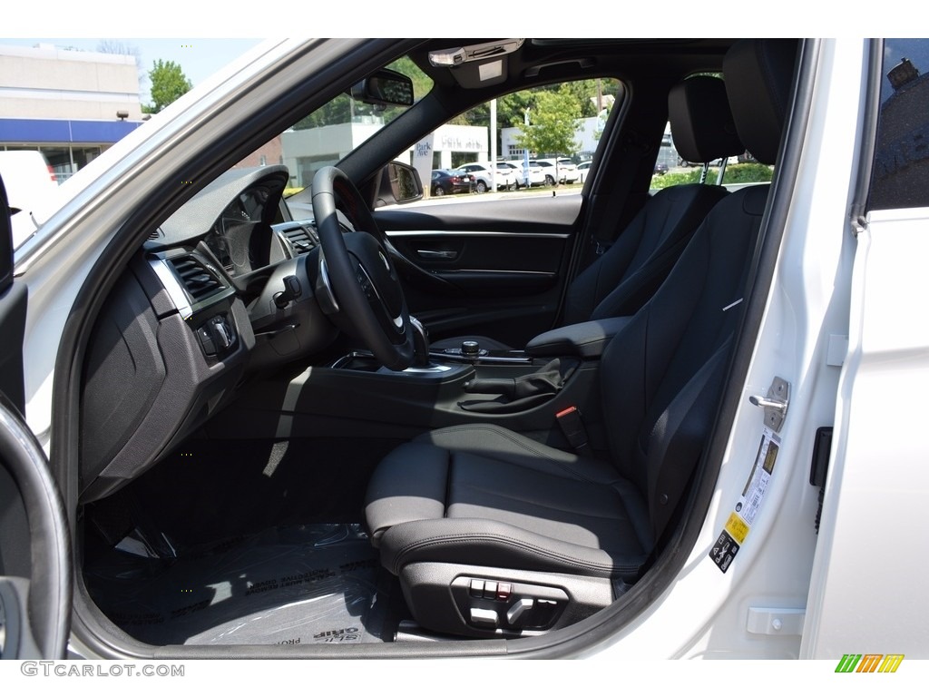 2017 3 Series 330i xDrive Sedan - Alpine White / Black photo #11