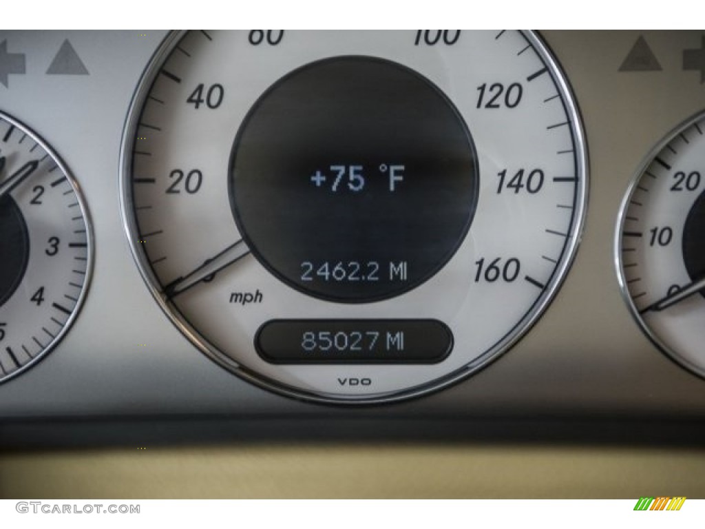 2009 E 350 Sedan - Indium Grey Metallic / Cashmere photo #29