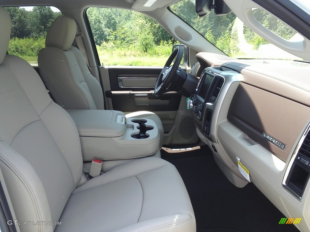 2017 1500 Laramie Quad Cab 4x4 - Bright White / Canyon Brown/Light Frost Beige photo #15