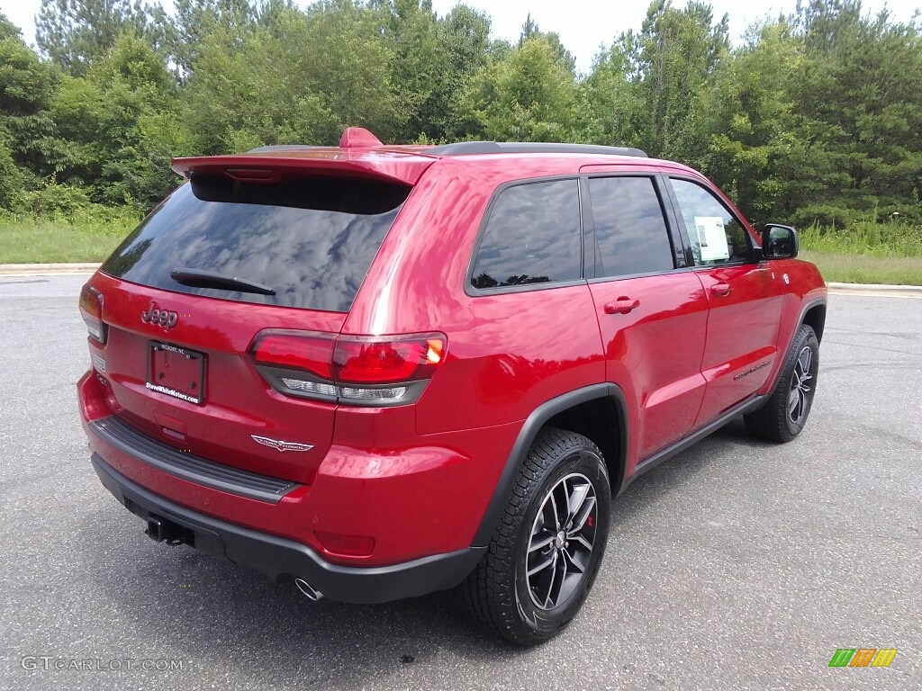 2017 Grand Cherokee Trailhawk 4x4 - Redline 2 Coat Pearl / Black photo #6