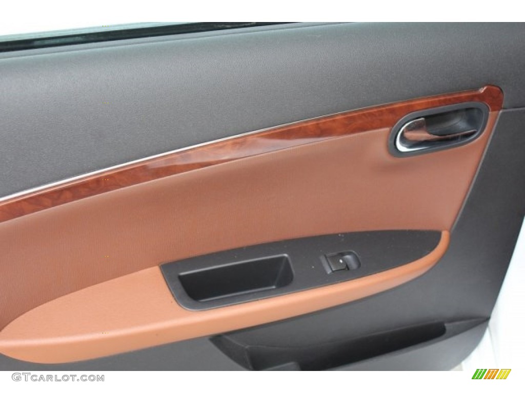 2009 Aura XR - Polar White / Morocco Brown photo #22