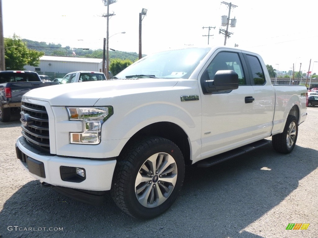 2017 F150 XL SuperCab 4x4 - Oxford White / Earth Gray photo #6