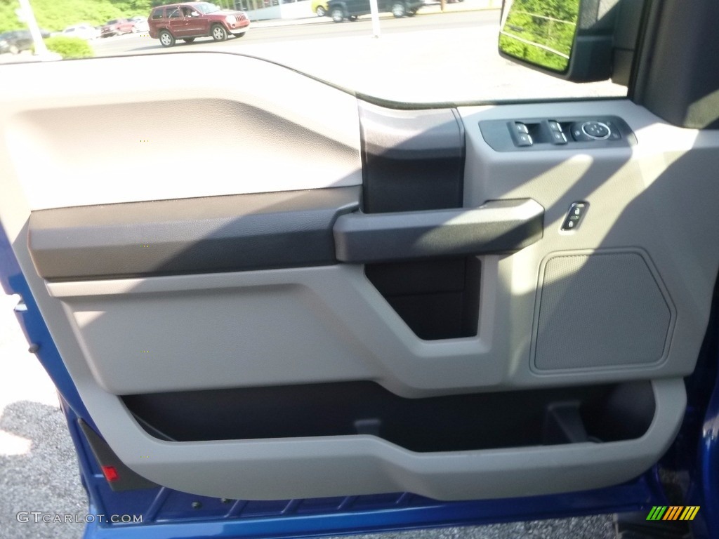 2017 F150 XL SuperCab 4x4 - Lightning Blue / Black photo #13