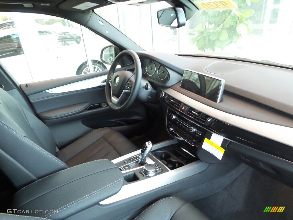 2017 X5 xDrive35i - Space Gray Metallic / Black photo #5